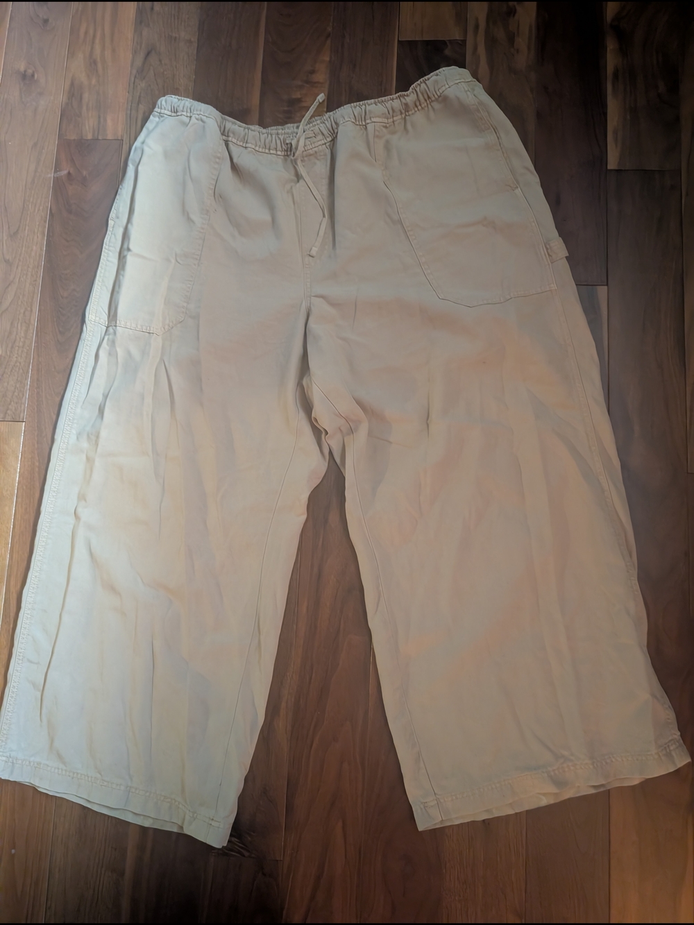 Relaxed Wide Leg Drawstring Cargo Pants - Beige